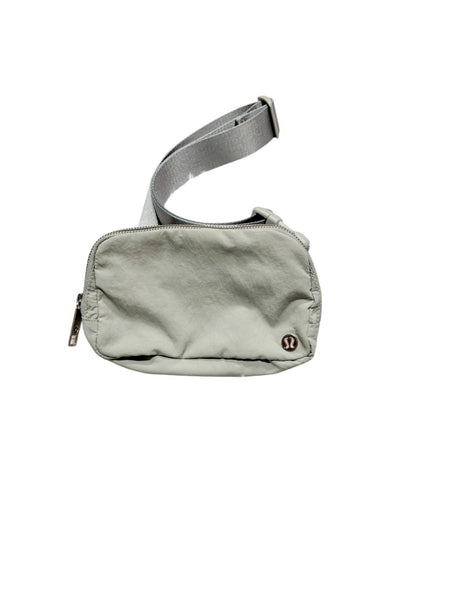 Lululemon Purse  M0092