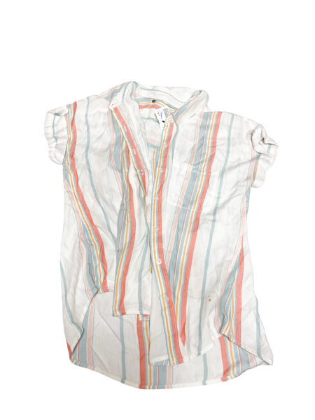 Short Sleeve Top Size Medium *