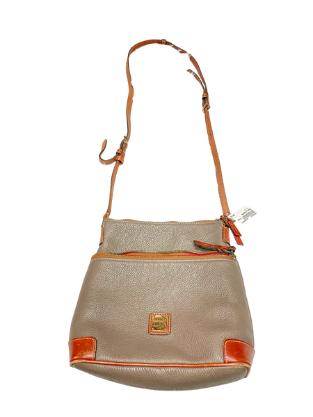 Dooney & Bourke Purse  M0394