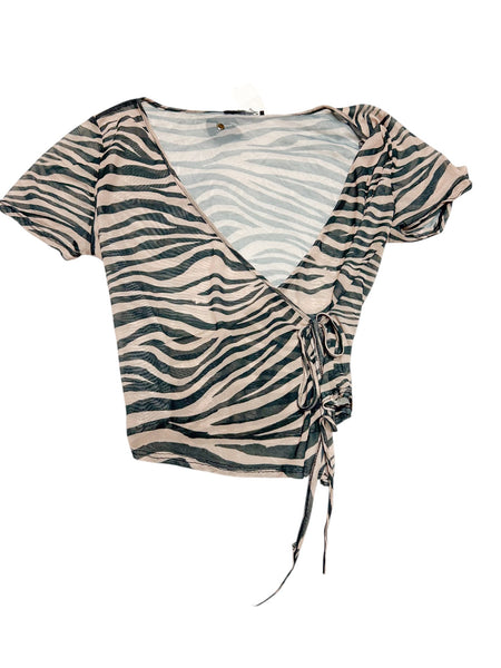 Caution To The Wind Short Sleeve Top Size Medium M0481