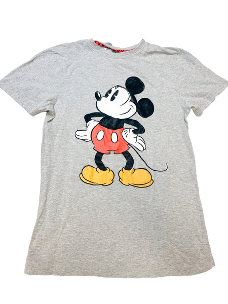 Disney T-Shirt Size Small *