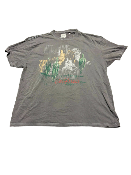 Modish Rebel T-Shirt Size Large M0498