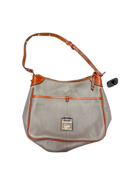 Dooney & Bourke Purse M0340