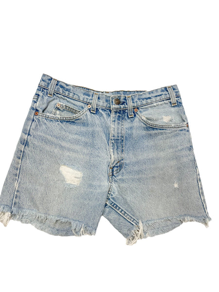 Levi Shorts Size 9/10 *