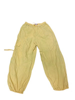 Urban Outfitters ( U ) Pants Size Medium M0063