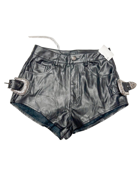 Akira Shorts Size Small M0213