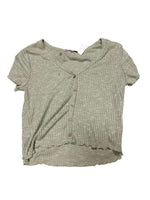 Short Sleeve Top Size Large *