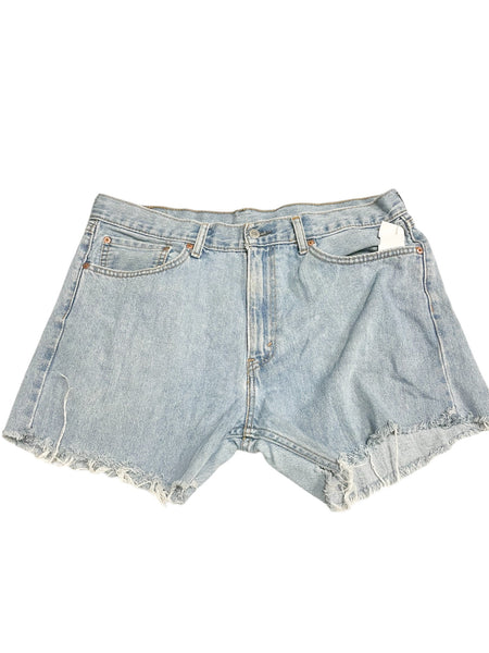 Levi Shorts Size 13/14 M0109