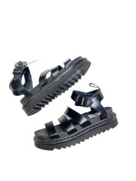 Dr Martens Sandals Womens 9 *