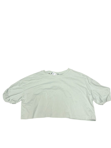 T-Shirt Size Medium *