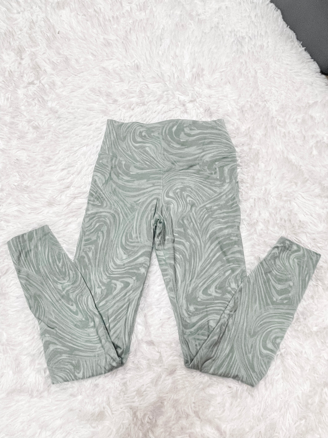 Old Navy Leggings Size Small *