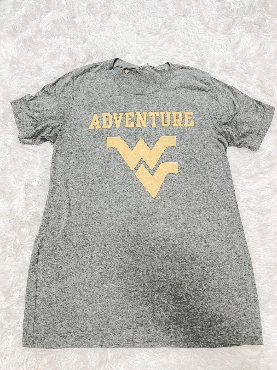 WVU Canvas T-Shirt Size Medium *