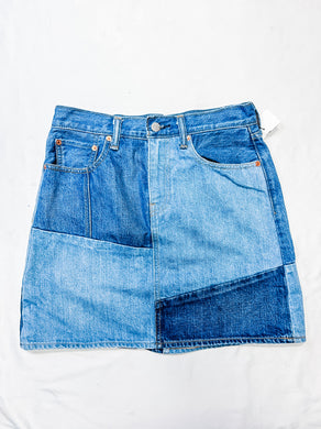 Levi Short Skirt Size Small * - Plato's Closet Morgantown, WV