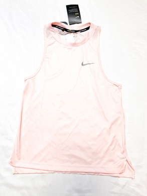 Nike Athletic Top Size Extra Small * - Plato's Closet Morgantown, WV