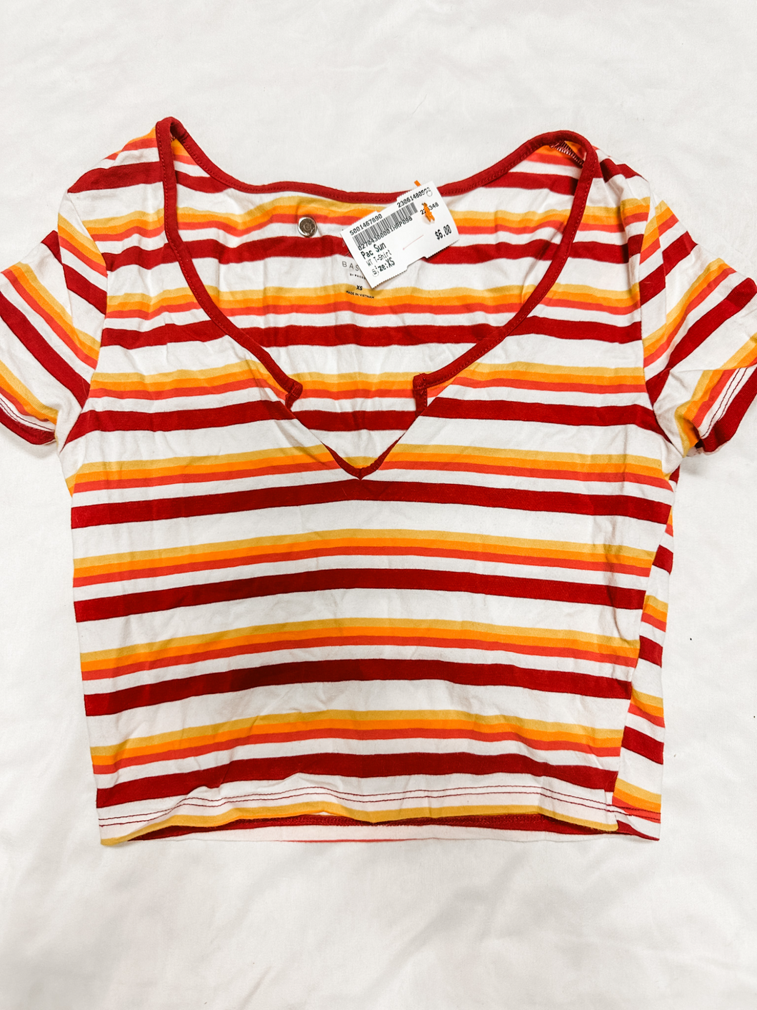 Pac Sun T-Shirt Size Extra Small * - Plato's Closet Morgantown, WV
